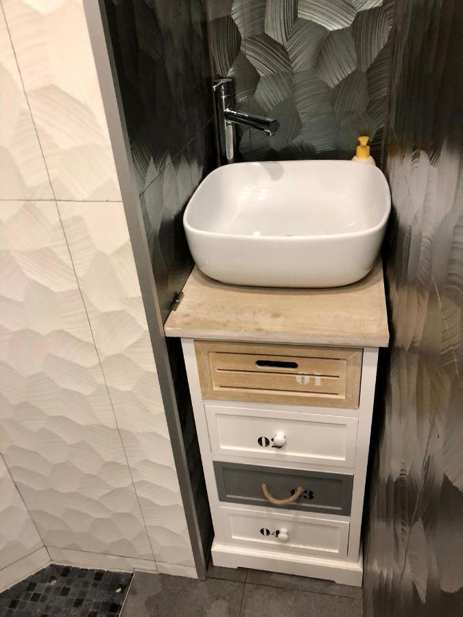 Corvin Ruinpub Designed Apartment Budapeszt Zewnętrze zdjęcie